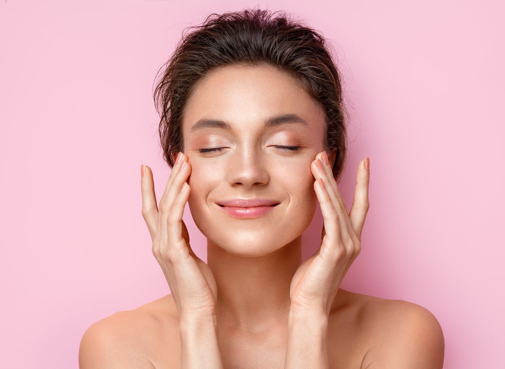 Facial Toner Hylunia UK Refresh your skin!